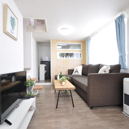 Appartement Ams Hiragishi 11 Rm 502 平岸駅から3分 解放感あって明るいお部屋 家族やお友達と 札幌ドームや中心部まで1駅 Extérieur photo